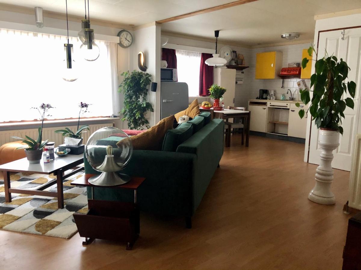 Retro Relax Resort Midden In Het Bos Op De Veluwe In Putten Ngoại thất bức ảnh