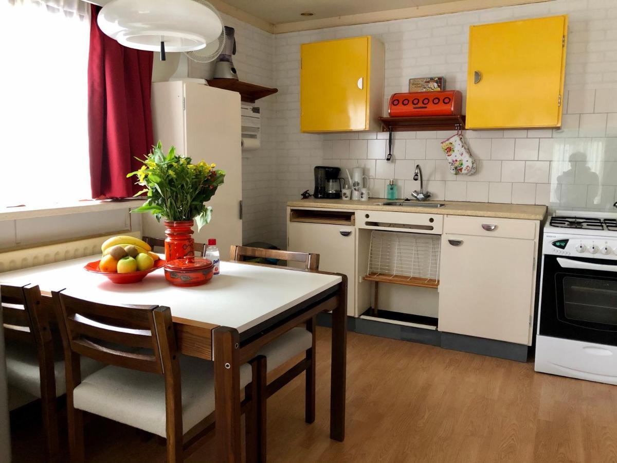 Retro Relax Resort Midden In Het Bos Op De Veluwe In Putten Ngoại thất bức ảnh